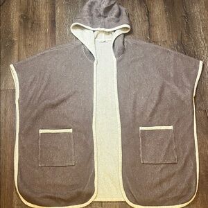 Soft Surroundings Poncho Cape Hooded Pocket Brown Knit One Size One Size 38x34